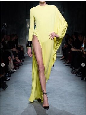 TOM FORD
Asymmetric crepe-jersey gown